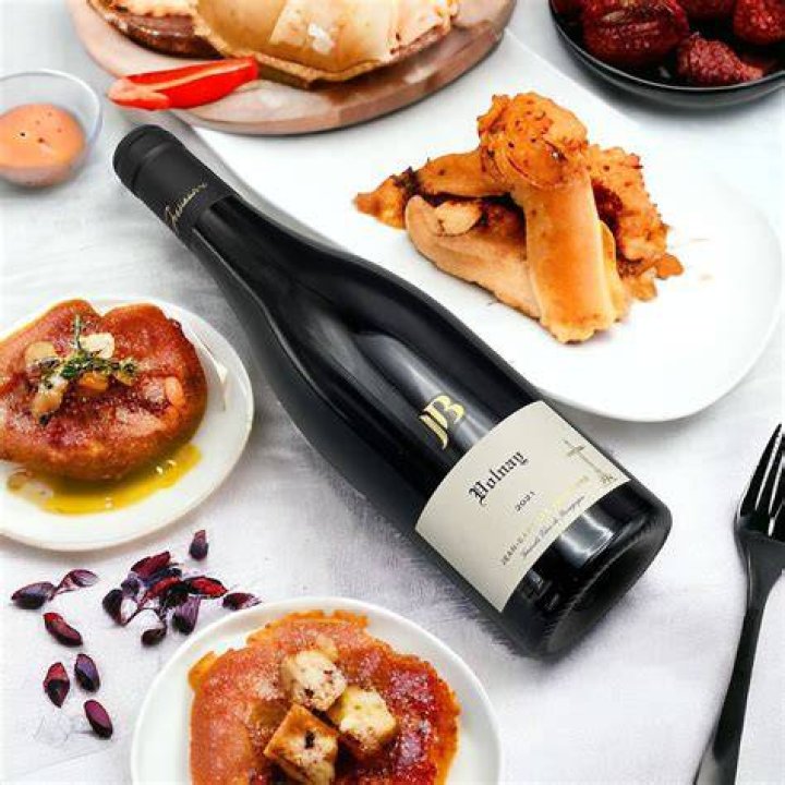 Does wine cook out of food?
