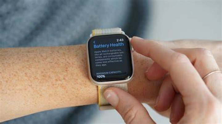 How long does Apple Watch 2 battery last?